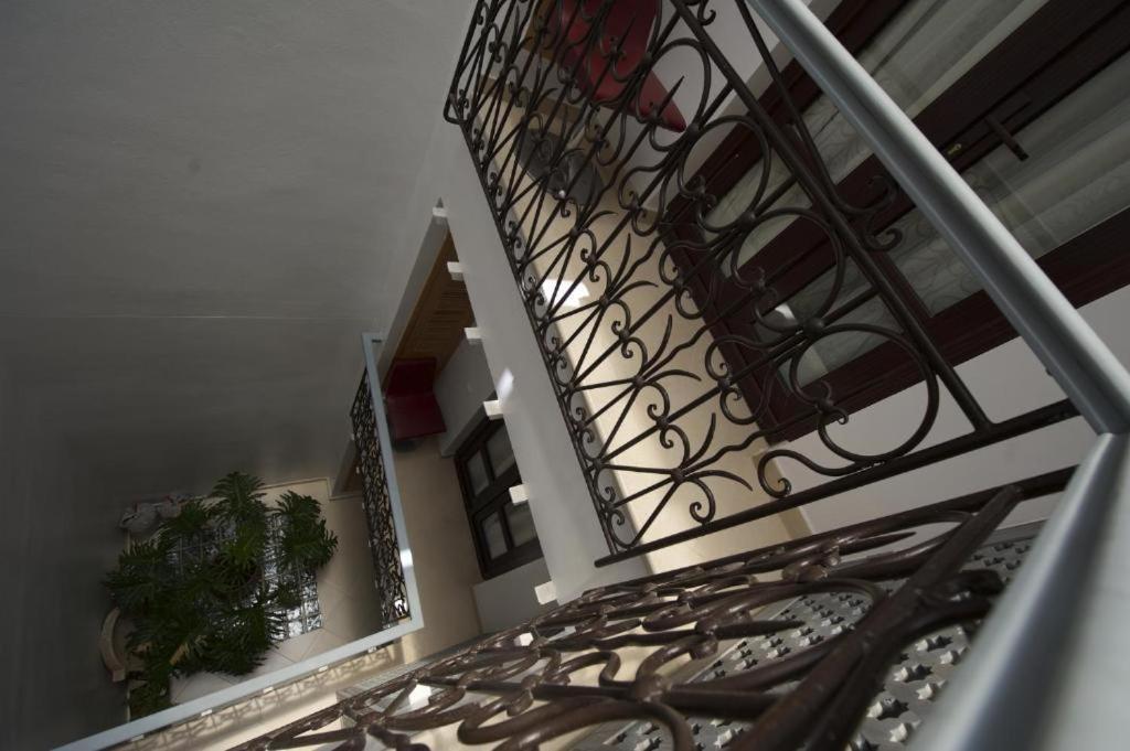 Hotel Al Amal 티즈니트 외부 사진